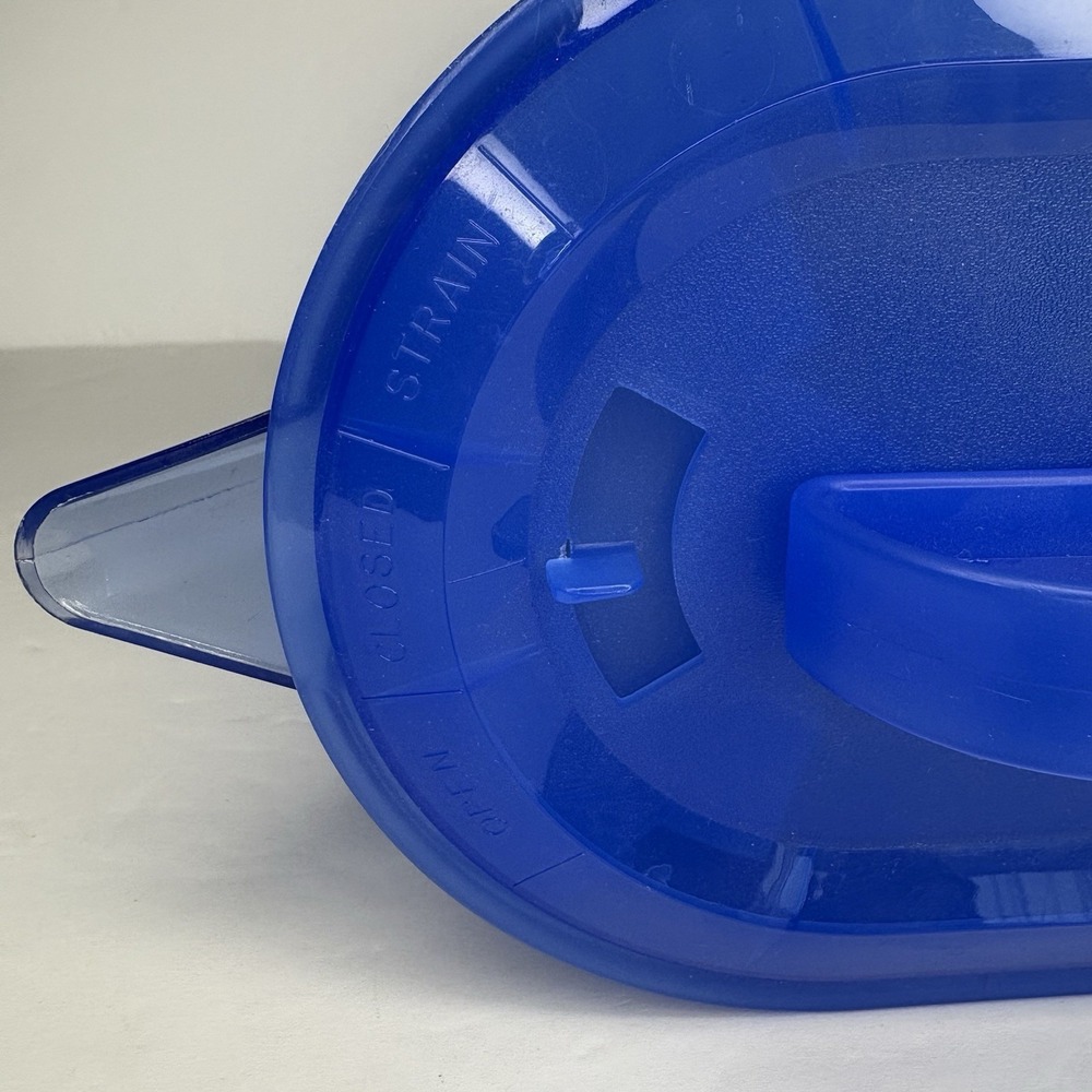 HTF Pampered Chef Blue Quick Stir Pitcher 1 Gallon Clear Checkerboard Design EUC - Picture 7 of 11
